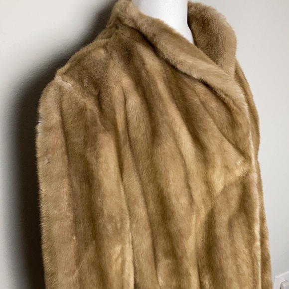 Vintage Faux Fur Coat Brown with Pockets - Picture 4 of 8